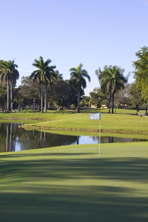 Miami Lakes Hotel Eksteriør bilde
